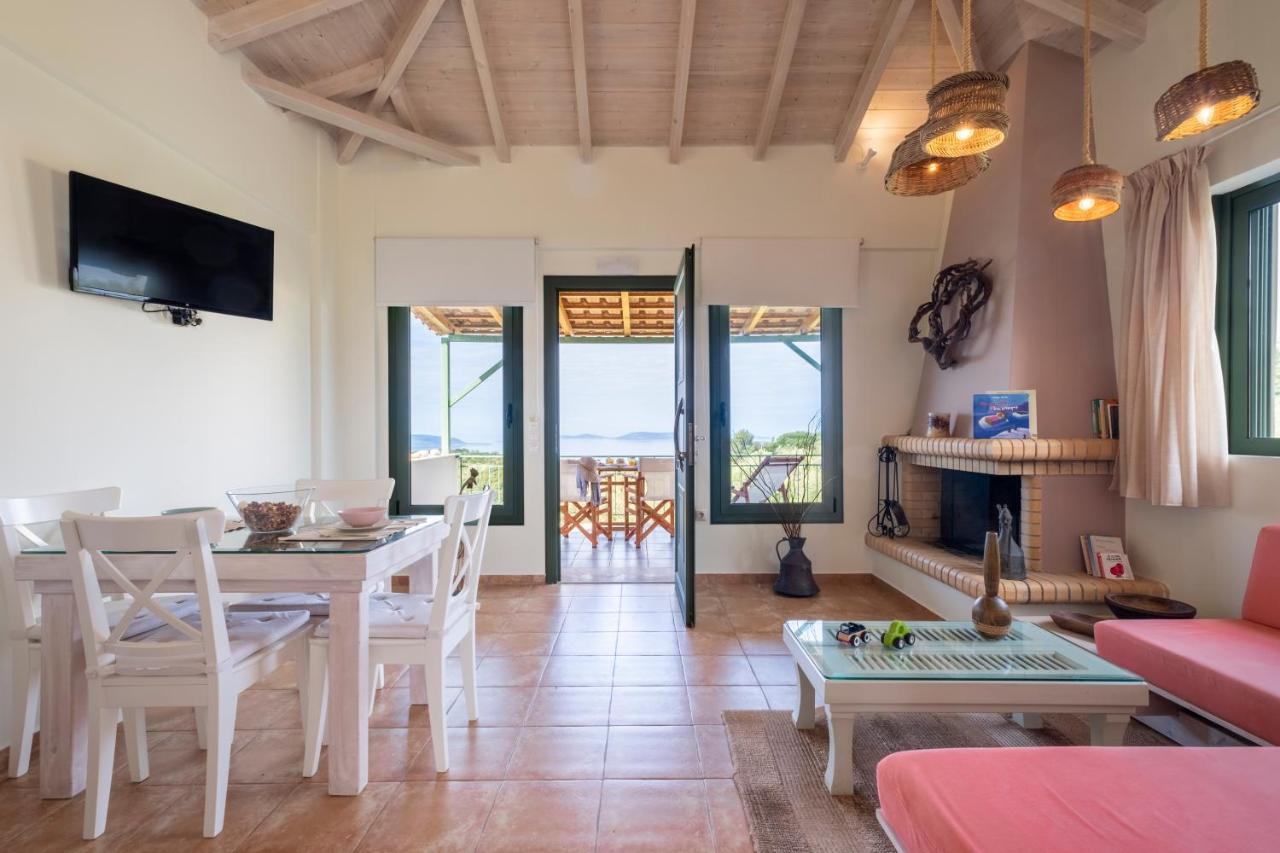 Chamaloni Cottages Finikounta Exterior foto