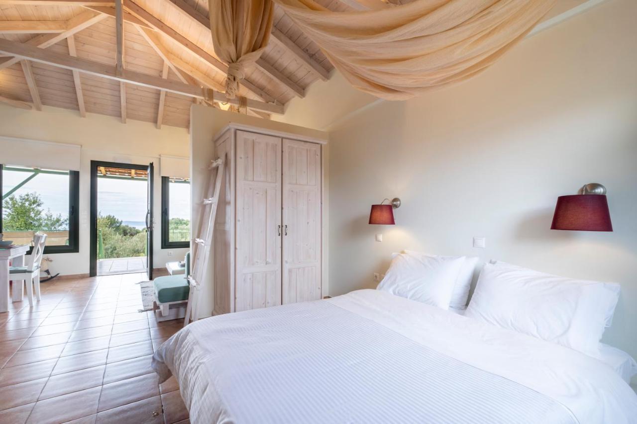 Chamaloni Cottages Finikounta Exterior foto